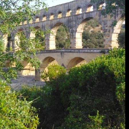 Meuble 6 Personnes Apartment Remoulins Luaran gambar